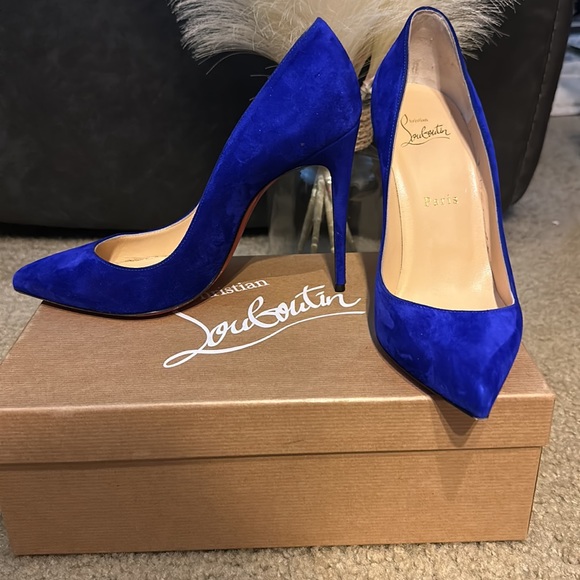 Red bottoms - Picture 3 of 5